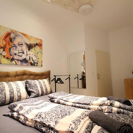 Private Double Bedroom Rf2 Wien Ngoại thất bức ảnh